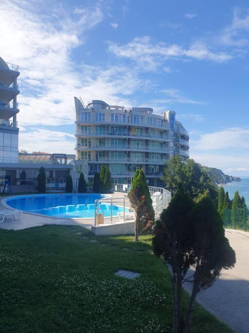Studio Silver Terace With Sea View For 4 Person Byala  Exterior photo